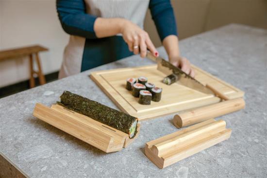 Sushi-set Ukiyo med tryck Brun